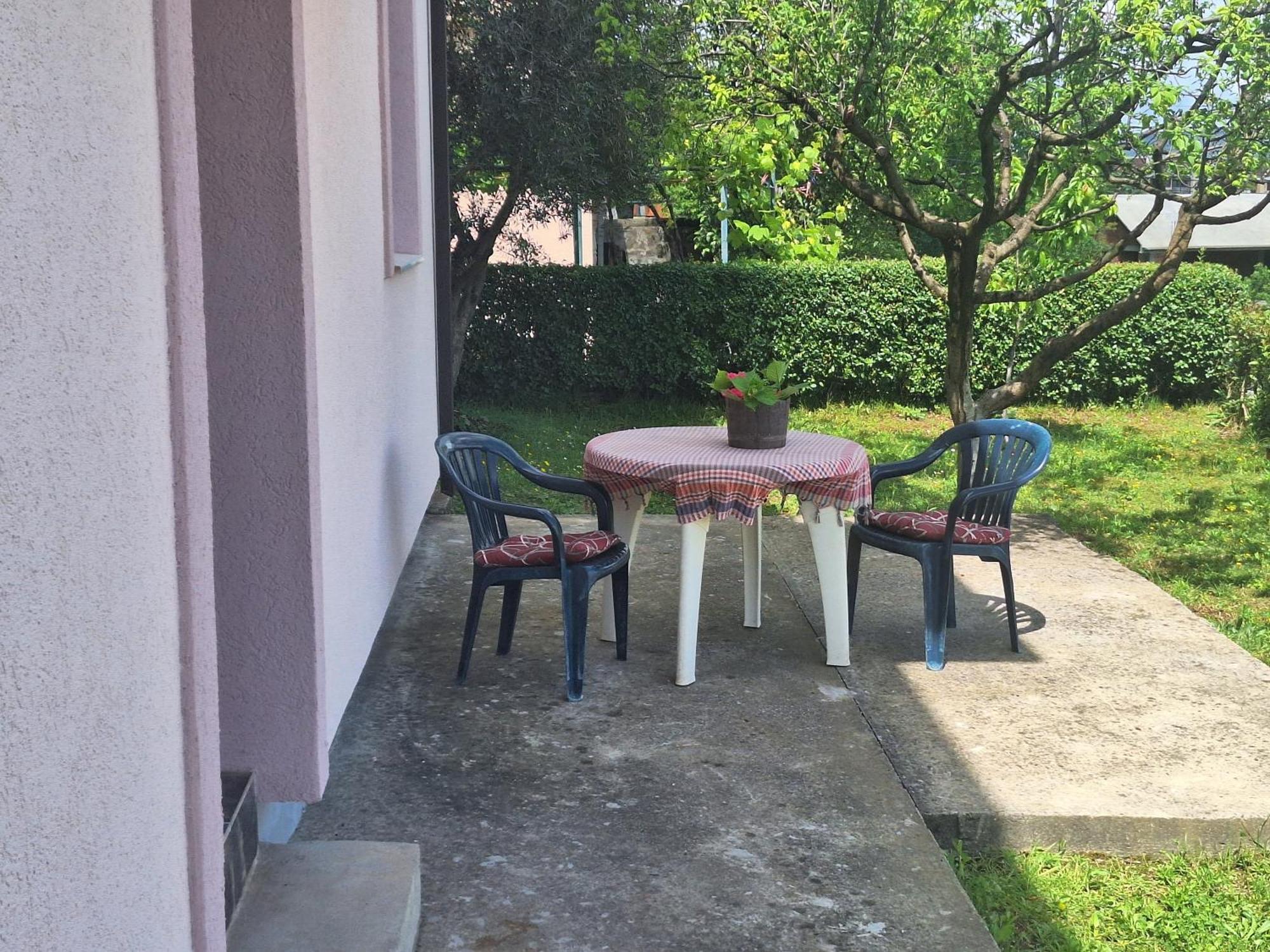 Apartmani Ruza พอดโกริกา ภายนอก รูปภาพ